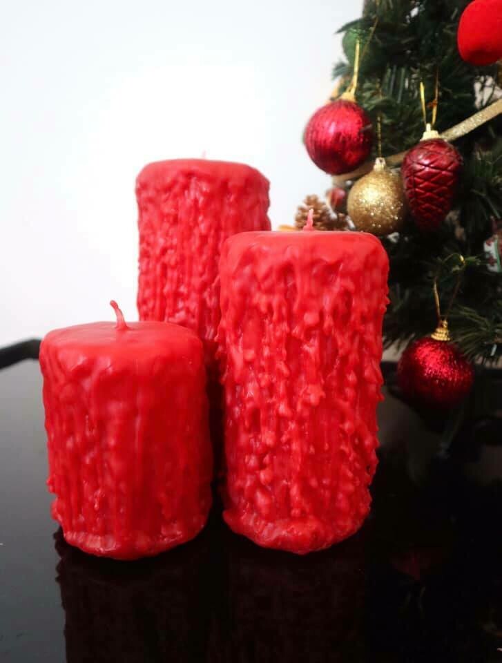 Vela goteada roja