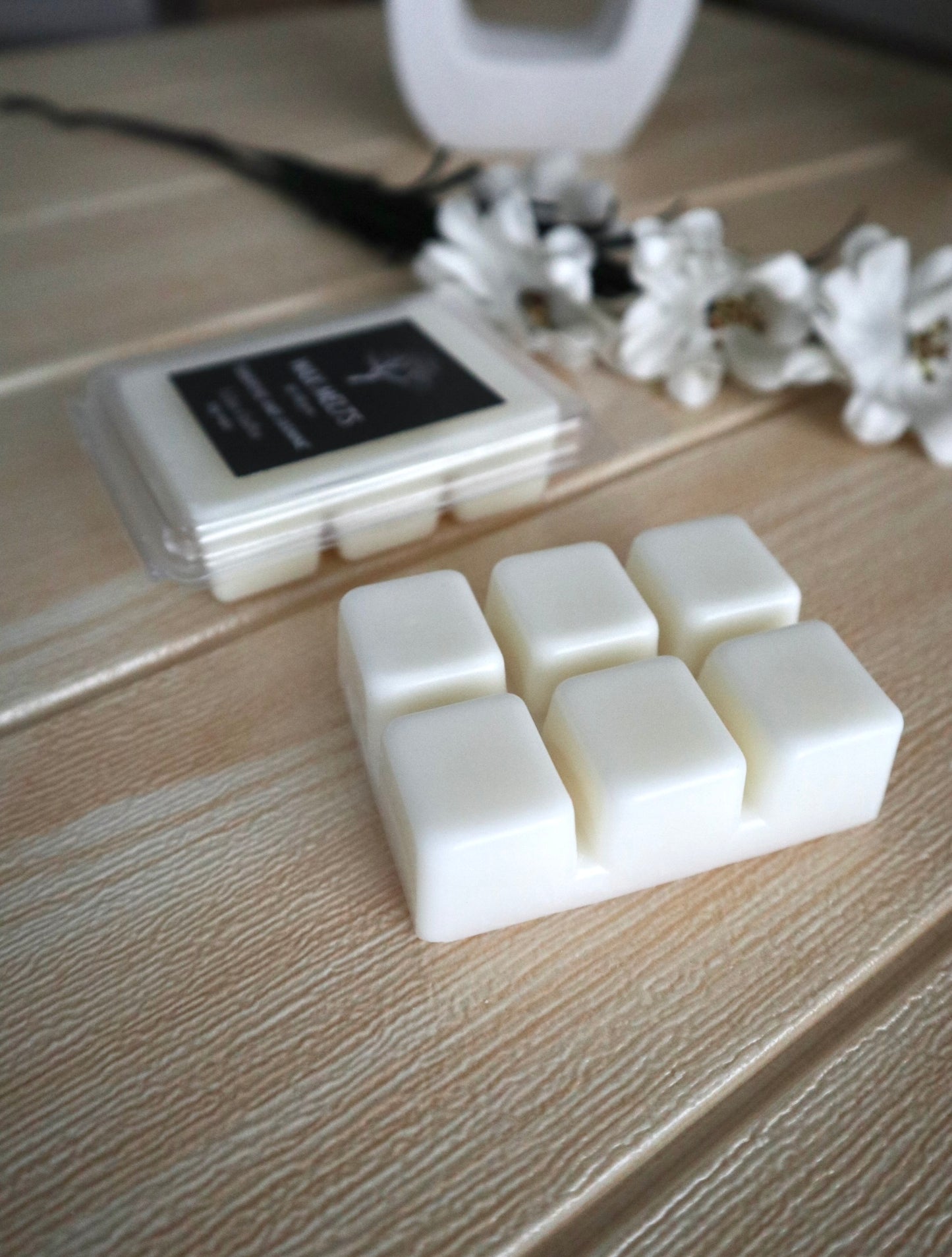 Tableta wax melts black